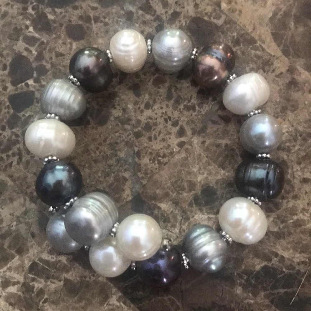 Grey and White Pearl Bracelet